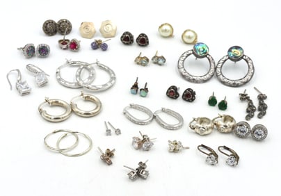 Vintage 925 sterling silver group lot of earrings