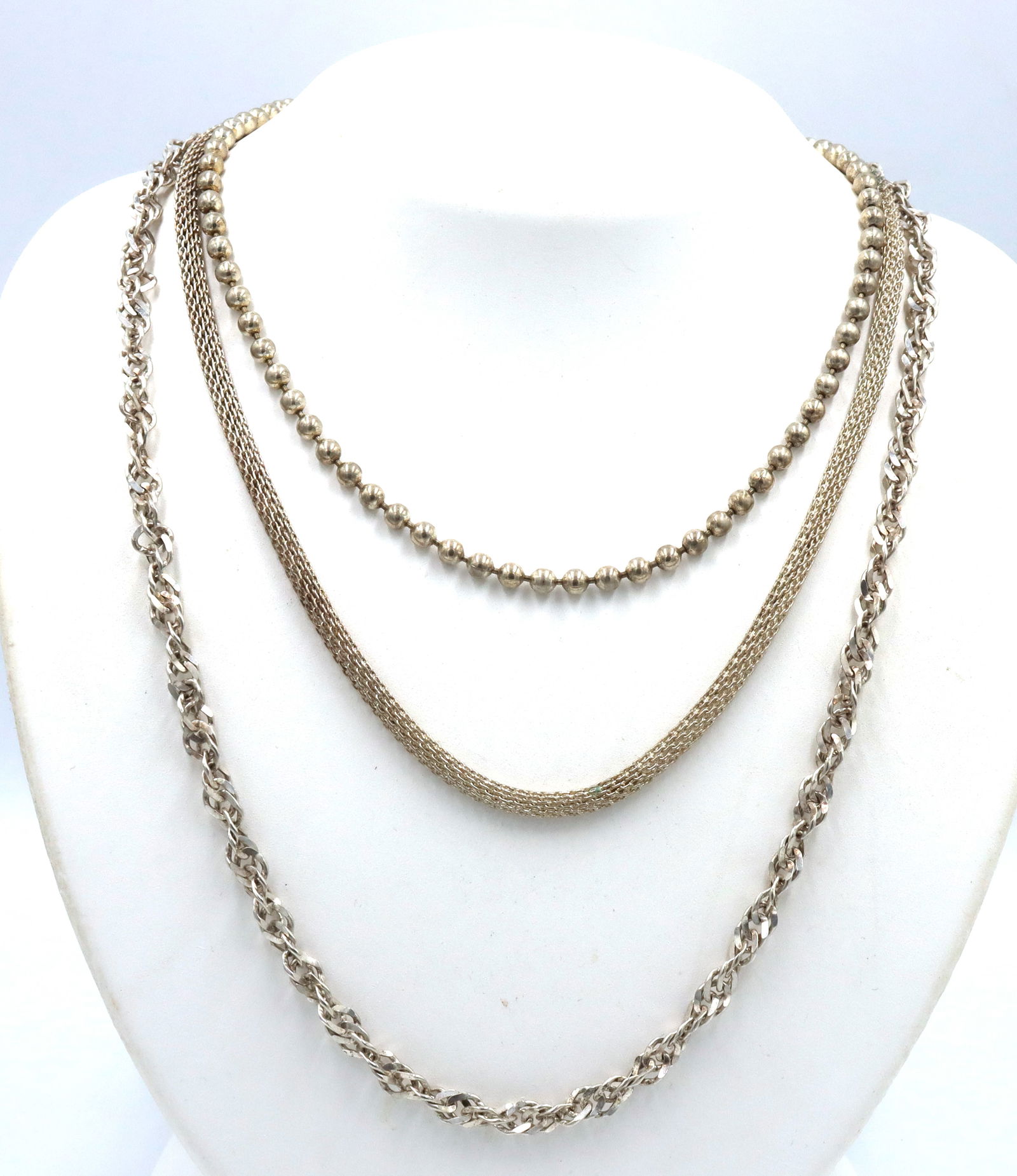 Group lot of 3 Vintage 925 sterling silver necklaces (1 of 4)