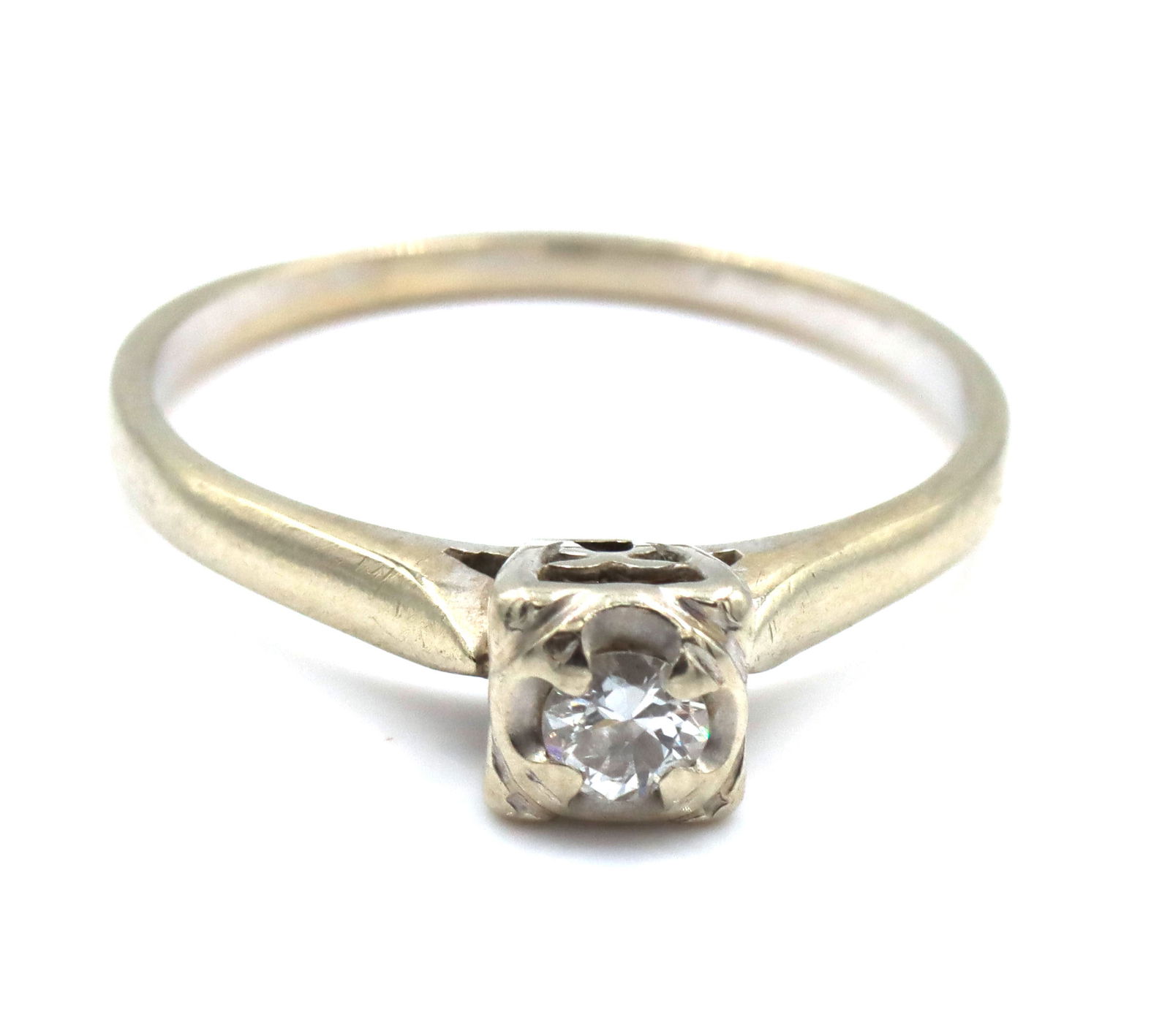 14kt White gold round diamond engagement ring (1 of 4)