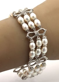 Judith Ripka 925 sterling silver and cultured fresh water pearl strand bracelet