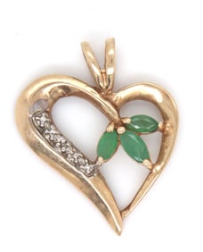 10kt Yellow gold emerald and diamond heart shaped pendant