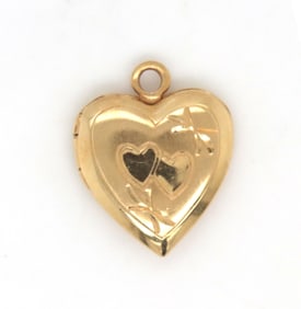 14kt Yellow gold locket pendant
