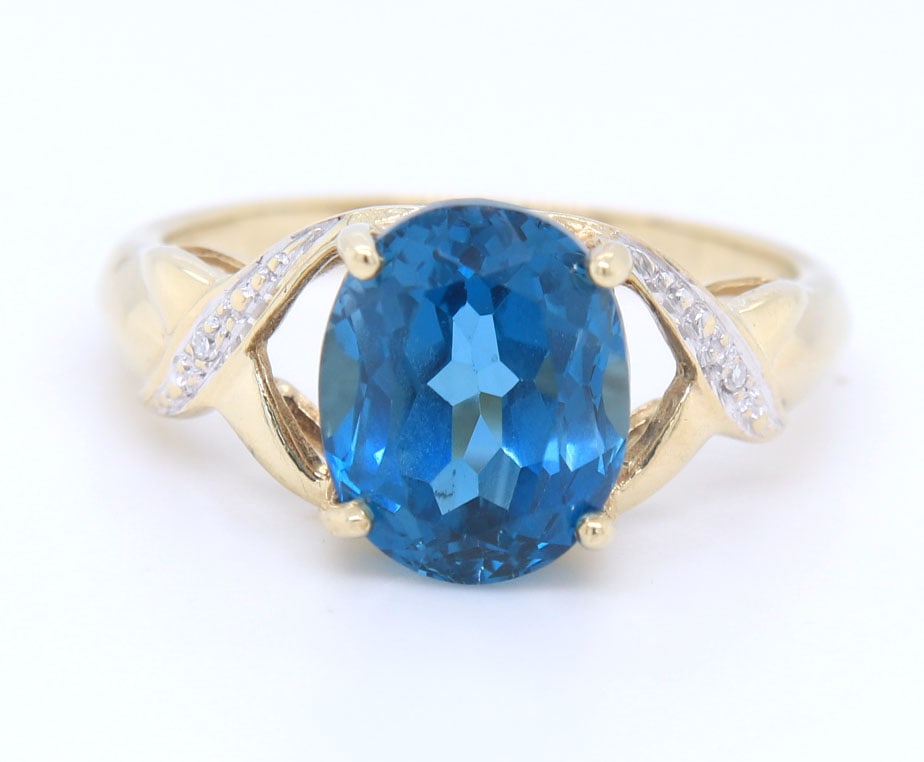Fantastic Yellow Gold oval Blue Topaz and Diamond Ring (1 of 4)