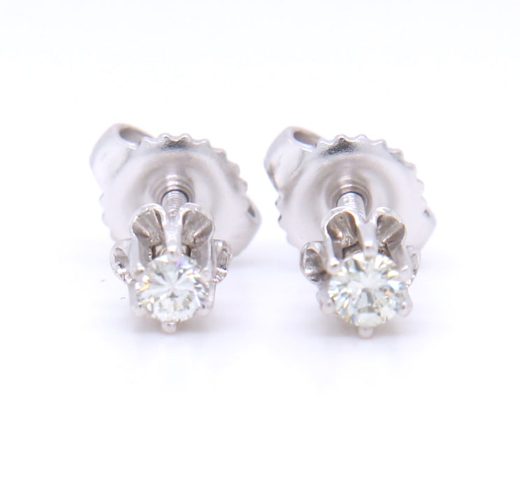 14kt White gold round brilliant cut diamond stud earrings (1 of 4)