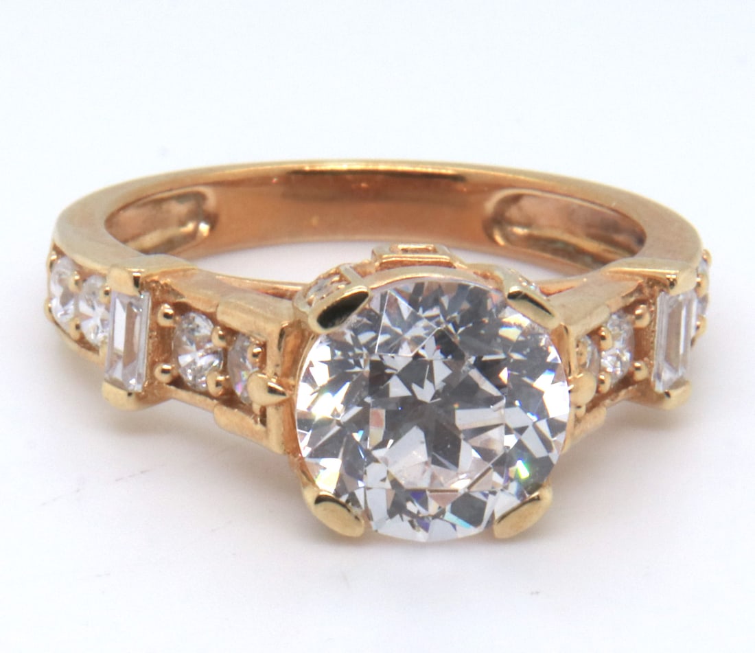 Sterling Silver Round cubic Zirconia Ring (1 of 4)