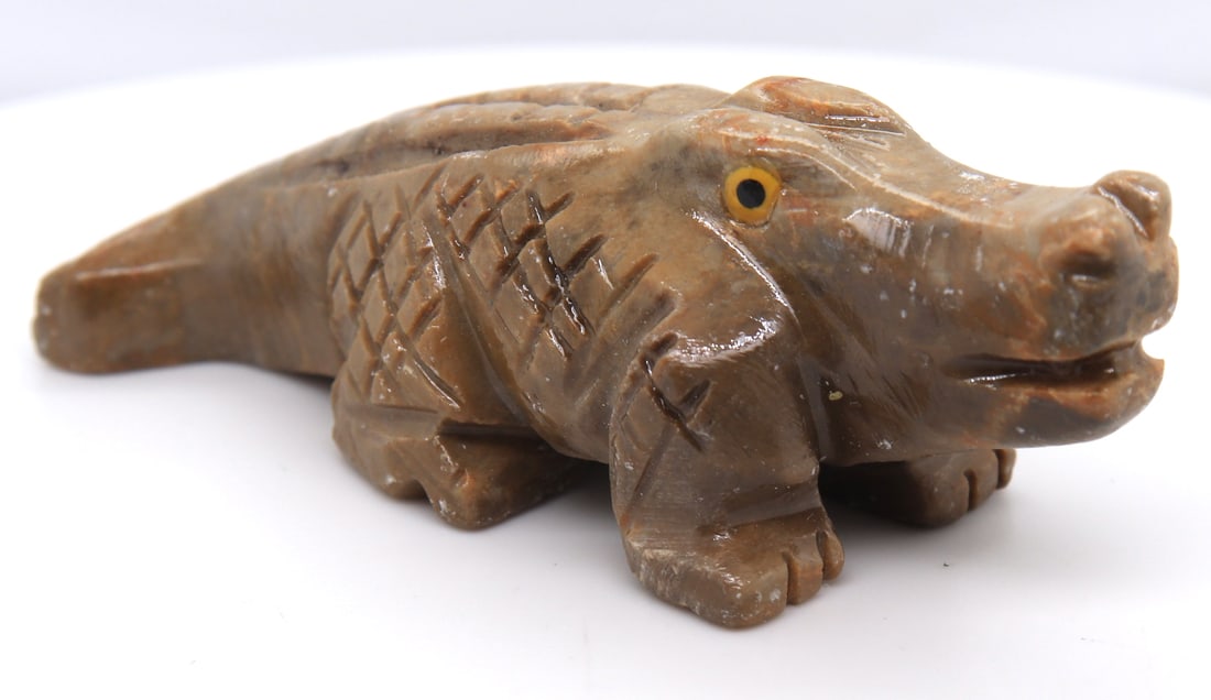 Hand Carved Stone Soapstone Alligator (1 of 5)