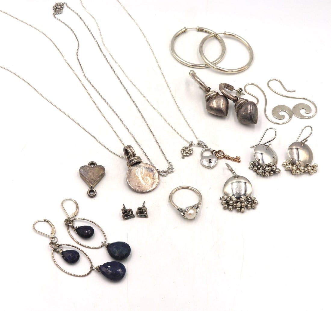 Group lot of Vintage 925 sterling silver jewelry (1 of 10)