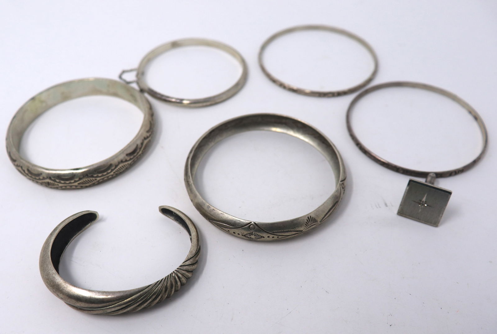 Bag of Vintage Sterling Silver Jewelry (1 of 10)