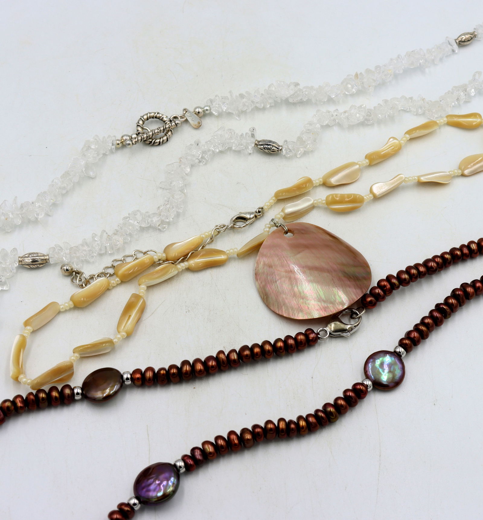 Lot of 3 beads necklaces (1 of 7)
