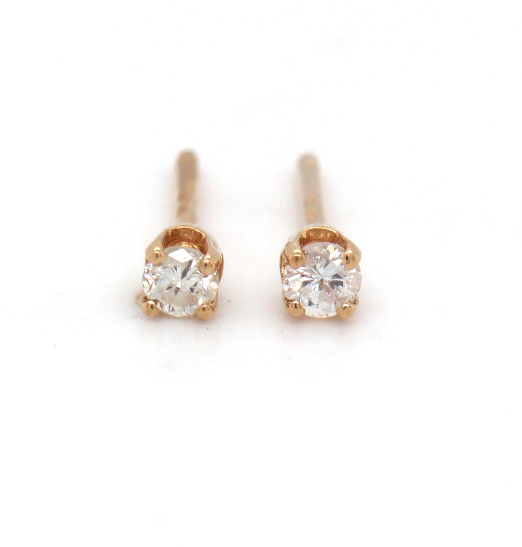 14kt Yellow gold 0.08ctw diamond stud earrings (1 of 3)