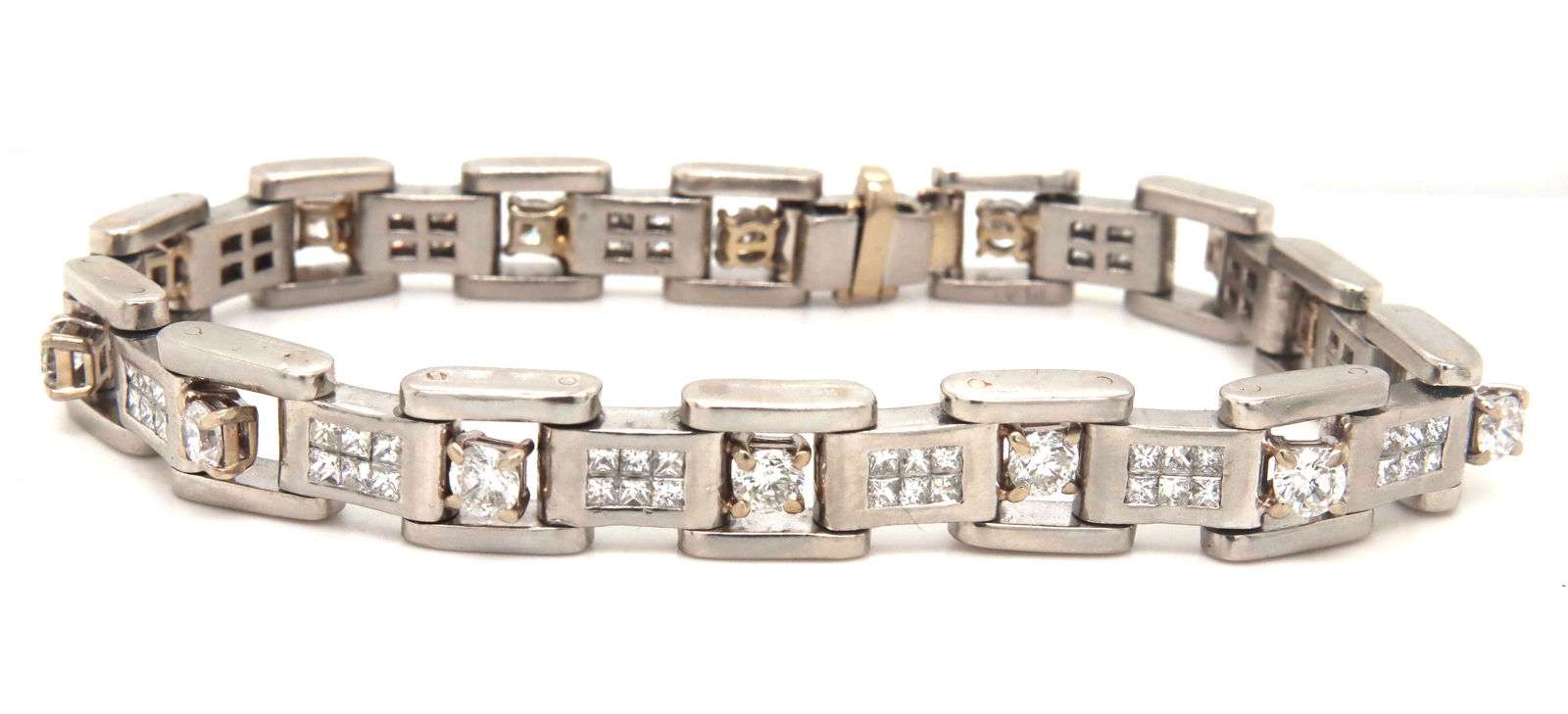 Platinum 6.75ctw RBC and princess cut diamond bracelet (1 of 7)