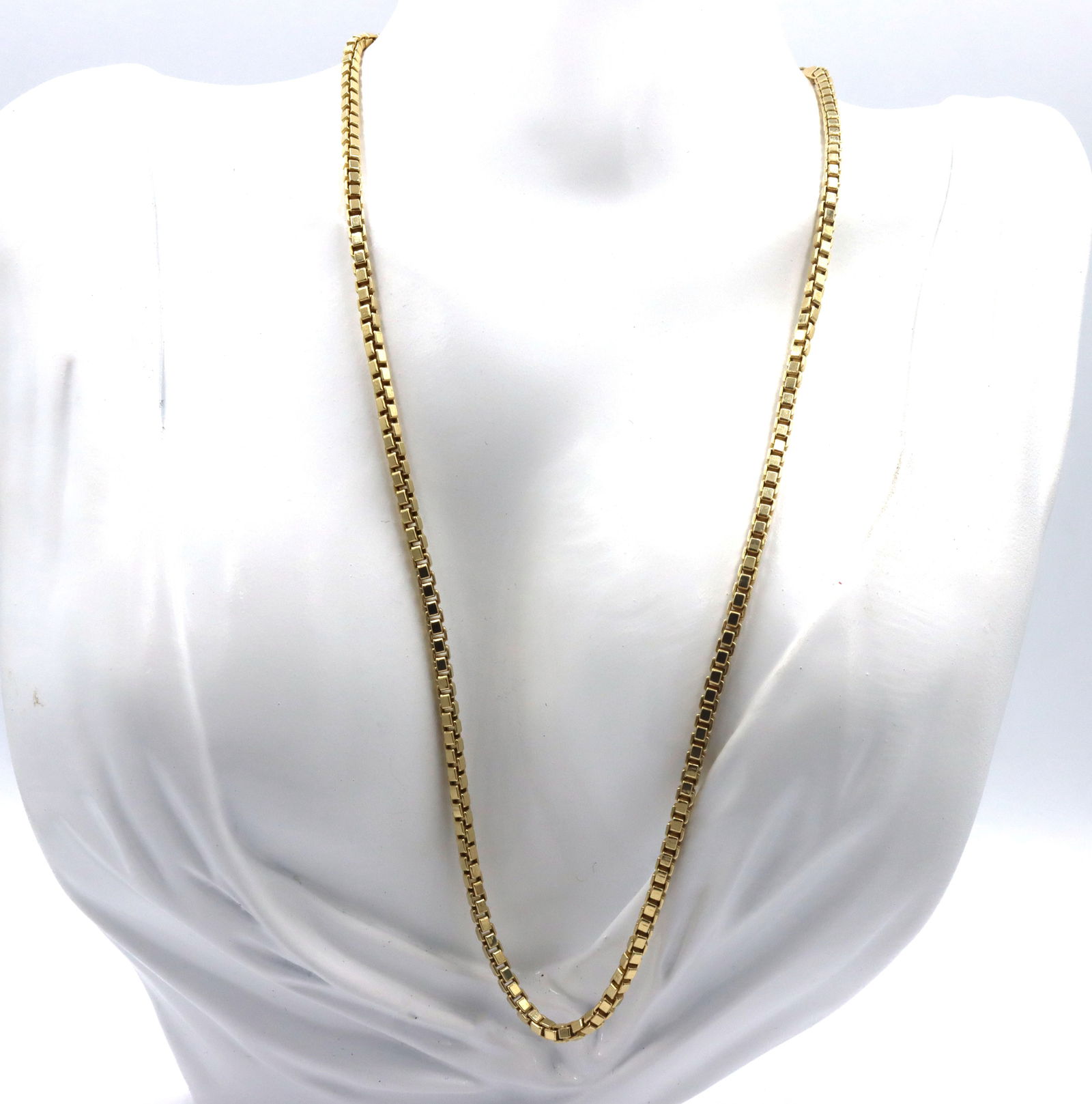 Italian 14kt yellow gold box chain necklace (1 of 5)