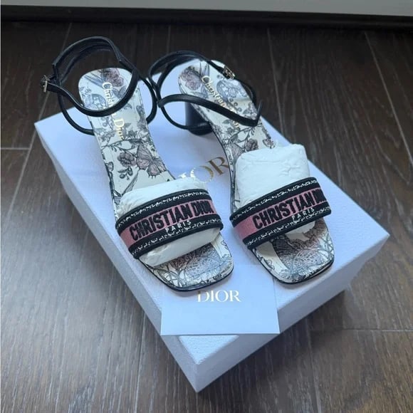 Brand new Christian Dior sandal: Brand new Christian Dior sandal. DWAY sandal 5cm. Made in Italy. Comes with original box. Dust bag and card.