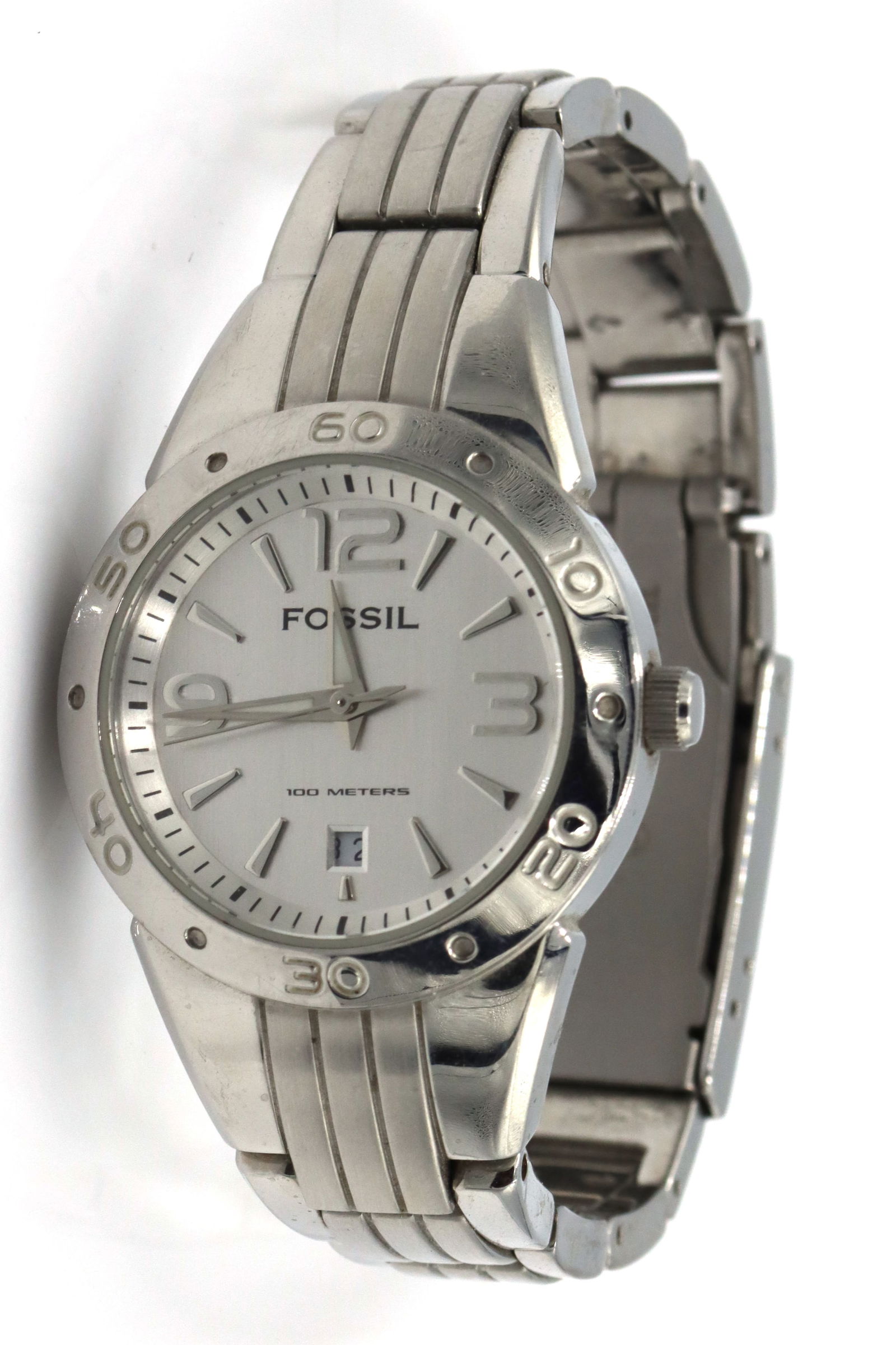 Fossil blue watch: Ladies Fossil blue watch in stainless steel. 7-inches length. The total weight of the watch is 75.5 grams.