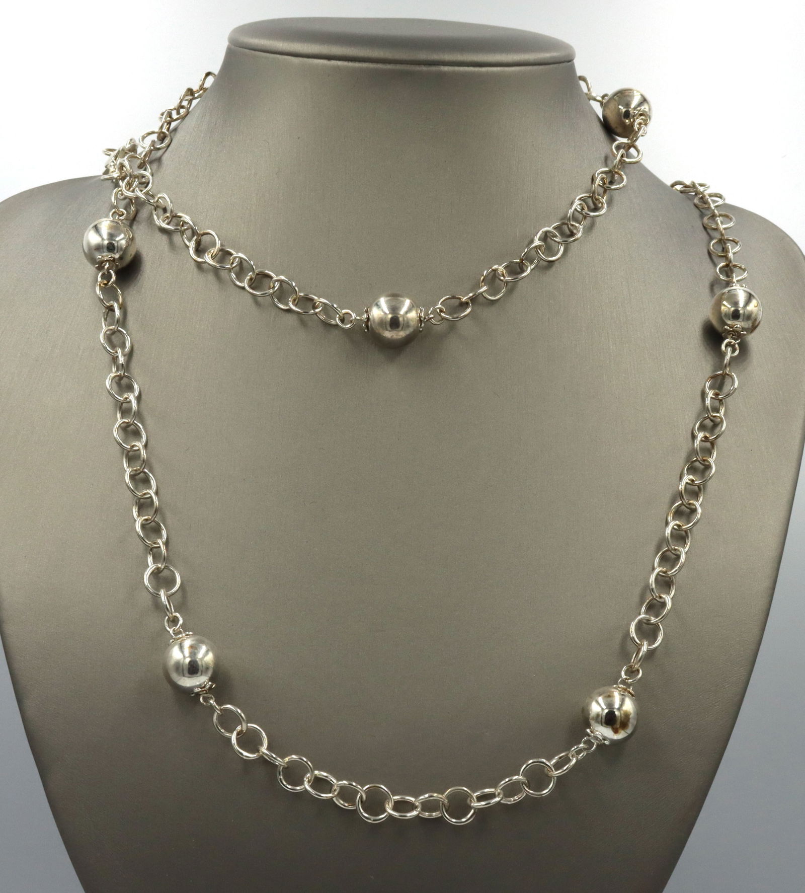 Fancy circle ball chain necklace in 925 sterling silver (1 of 7)