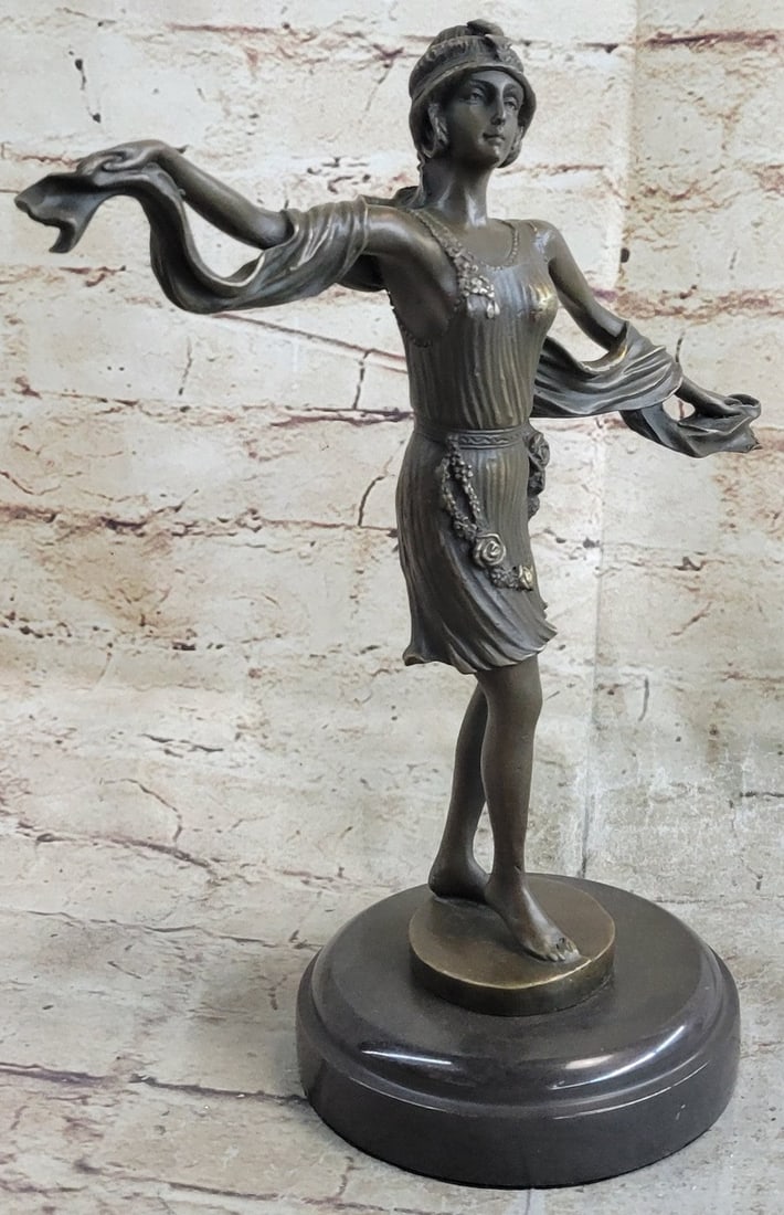 Dancer Bronze Sculpture: Any fan of the Roaring 20s, Jazz, and F.Scott Fitzgerald will adore this stunning Flapper. They were considered to be the New Breed of young women. The troublesome youth flaunted unacceptable behavior