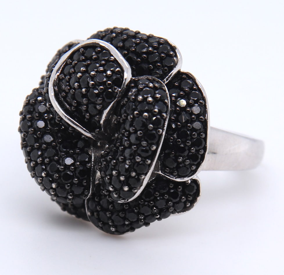 925 Sterling Silver Black Cubic Zirconia Flower Design Ring (1 of 4)