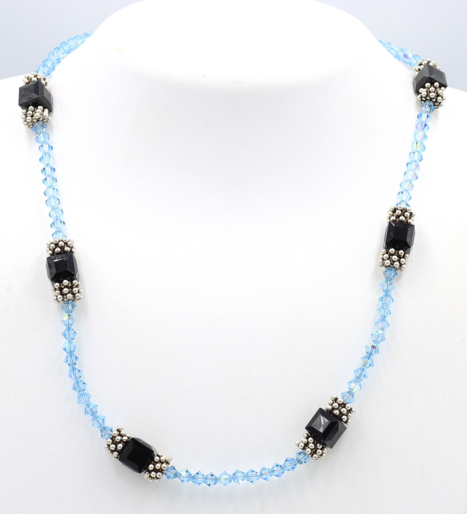 Crystal and black onyx beads necklace (1 of 5)