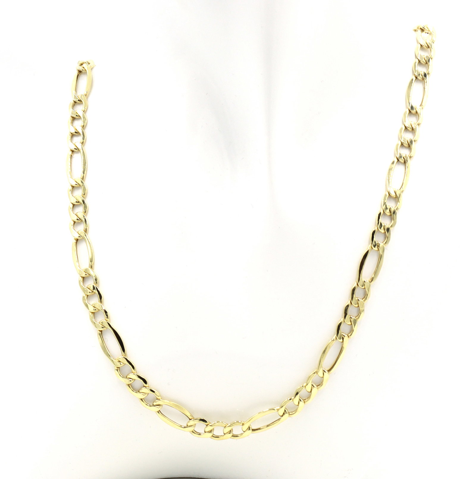 10kt Yellow gold Figaro chain necklace (1 of 5)