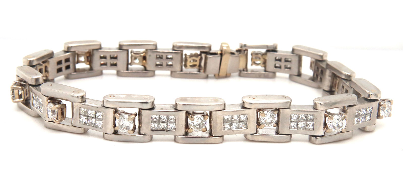 Platinum 6.75ctw RBC and princess cut diamond bracelet (1 of 7)