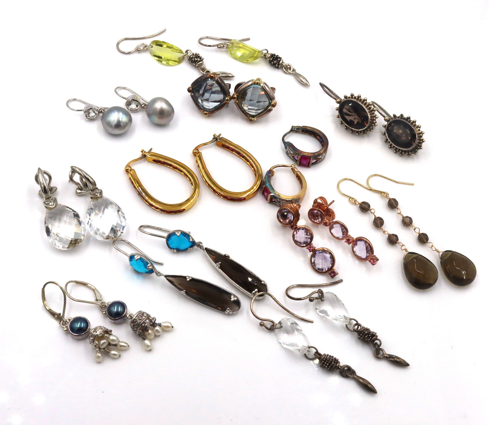 Group lot of Vintage 925 sterling silver earrings (1 of 9)