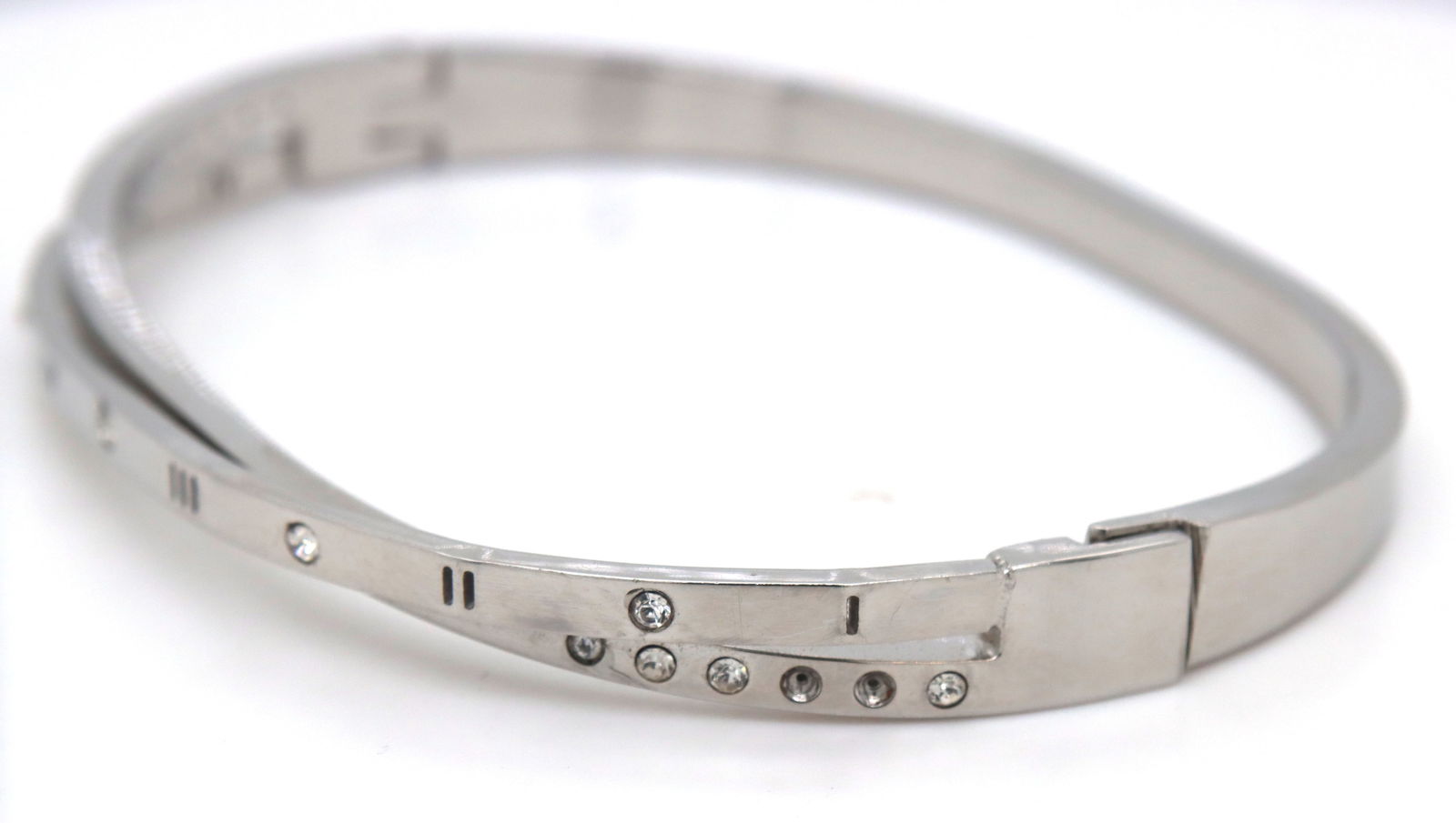 Stainless steel twisted bangle - 4