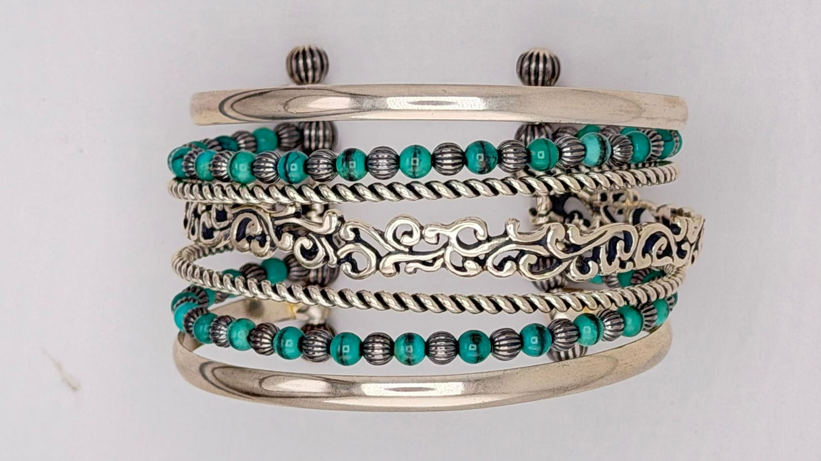 925 Sterling Silver Carolyn Pollack Stack Turquoise Cuff Bracelet: 925 sterling silver Carolyn Pollack Stack Silver And Turquoise Cuff bracelet. M/L . 48.6 grams