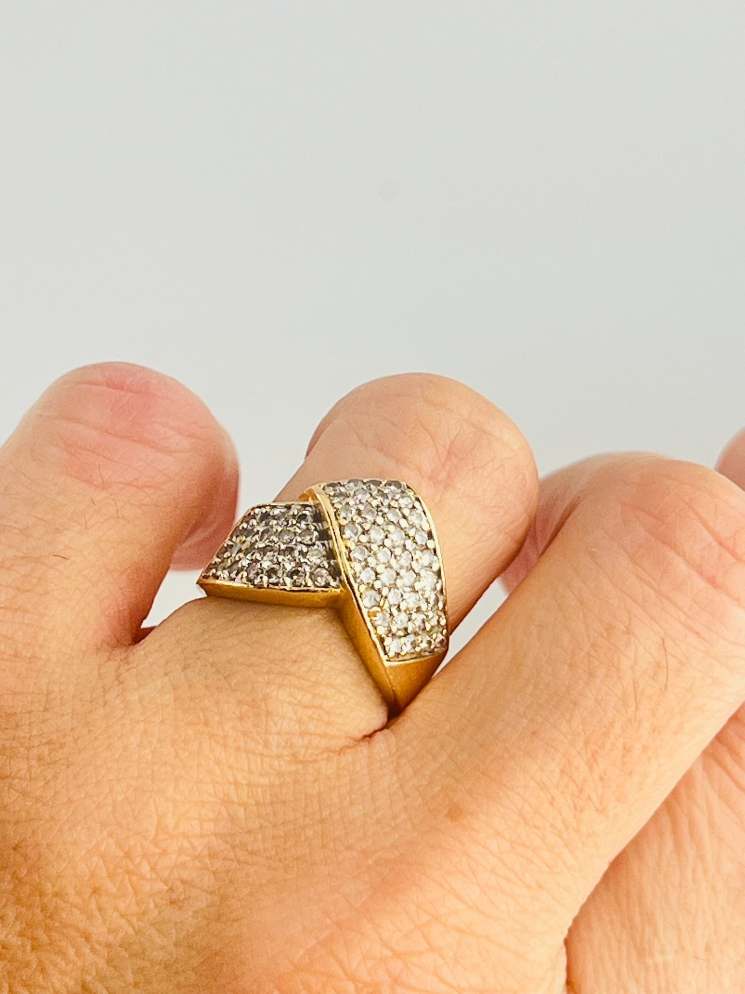 14KT Yellow Gold Bypass Design With Pave Diamon Ring: 14KT yellow Gold Bypass with proximate total 1.40CT diamond weight Ring. 7.1 grams