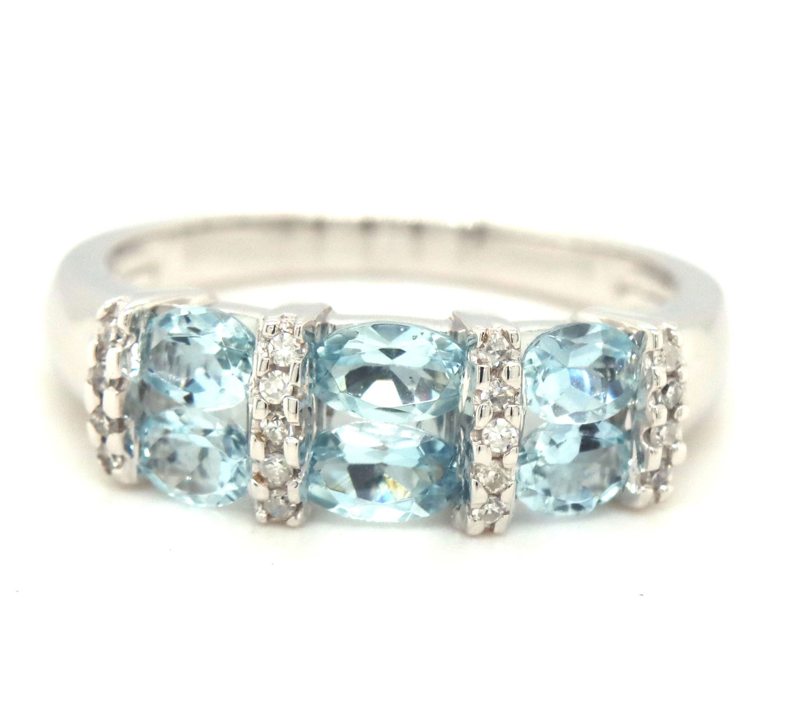 14kt White gold blue topaz and diamond ring (1 of 4)