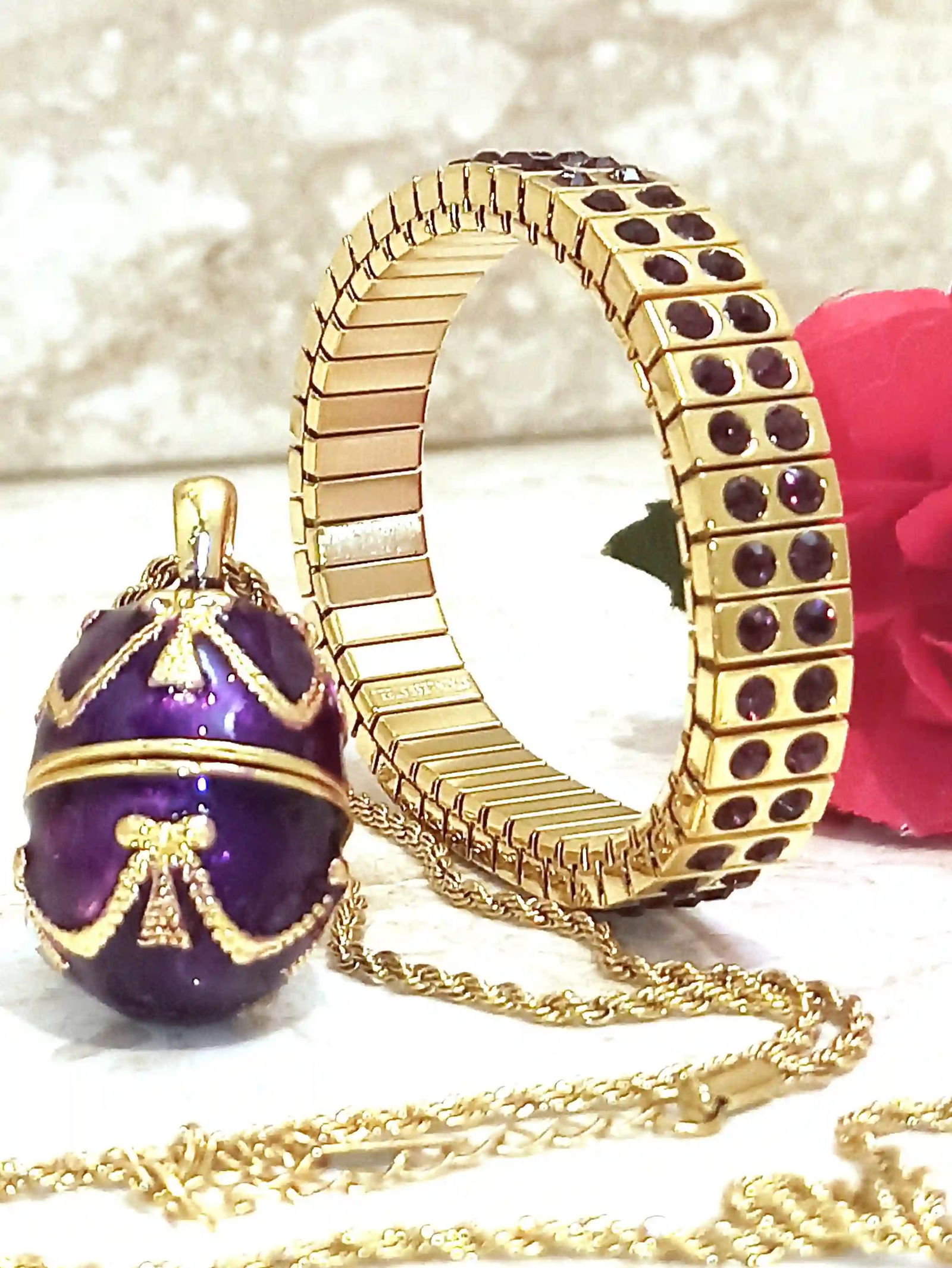 Imperial Amethyst Egg Pendant & Bracelet Set – 24K Gold Accents – Regal Bridal Gift for Her: Step into timeless elegance with this exquisite heirloom-inspired jewelry set, designed for those who appreciate artistry, symbolism, and refined luxury.What’s IncludedOrnate egg-inspired locket pen
