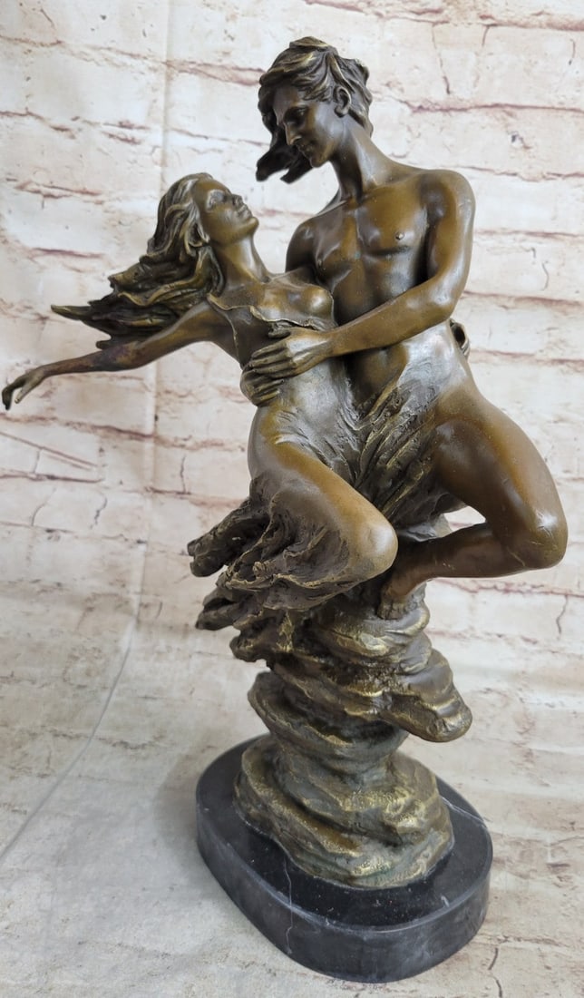 Modern Artwork Bronze Sculpture - 3