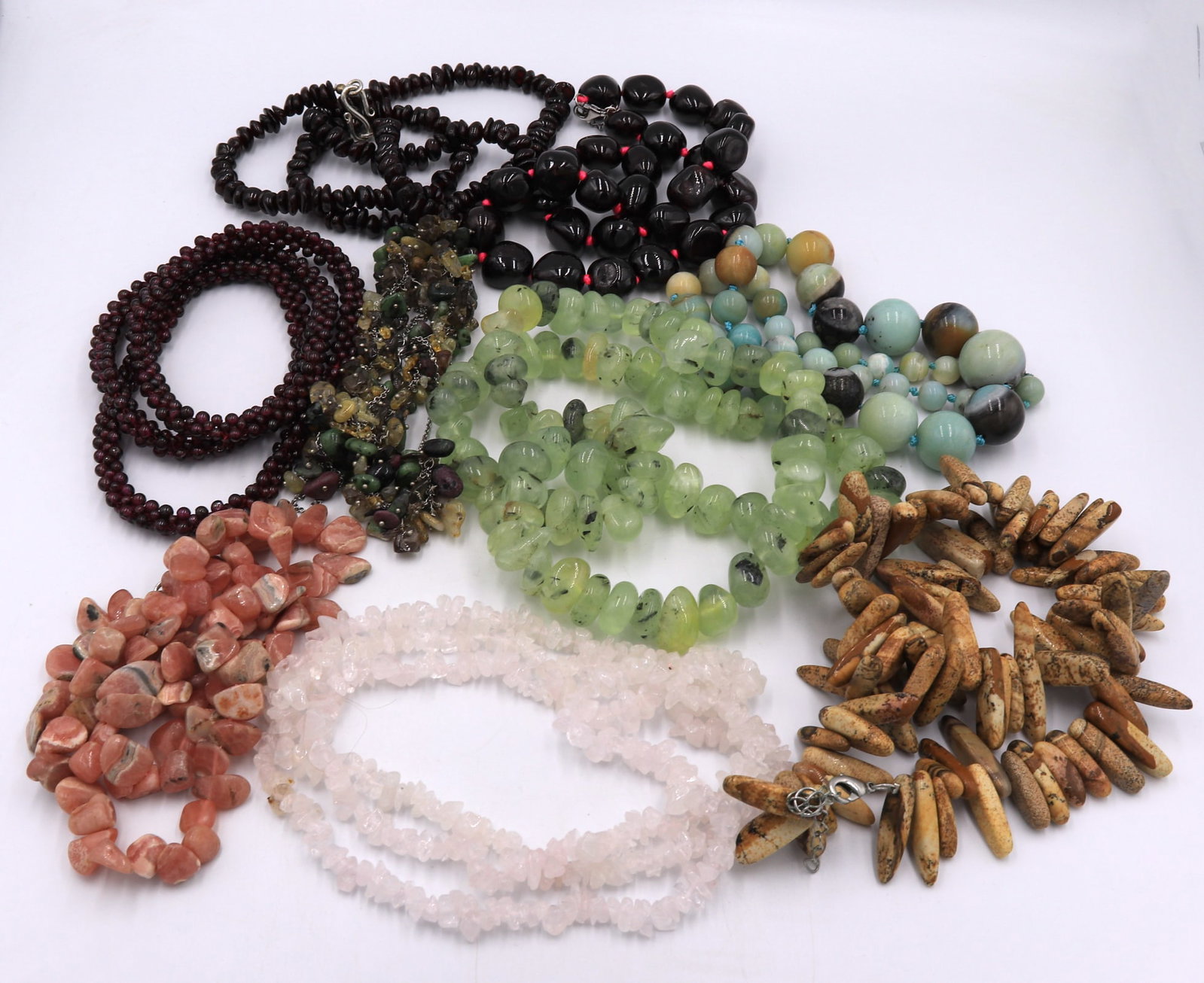 Group lot of 9 gemstone beads necklaces: Group lot of 9 gemstone beads necklaces. Total weight of lot 794.1 grams.