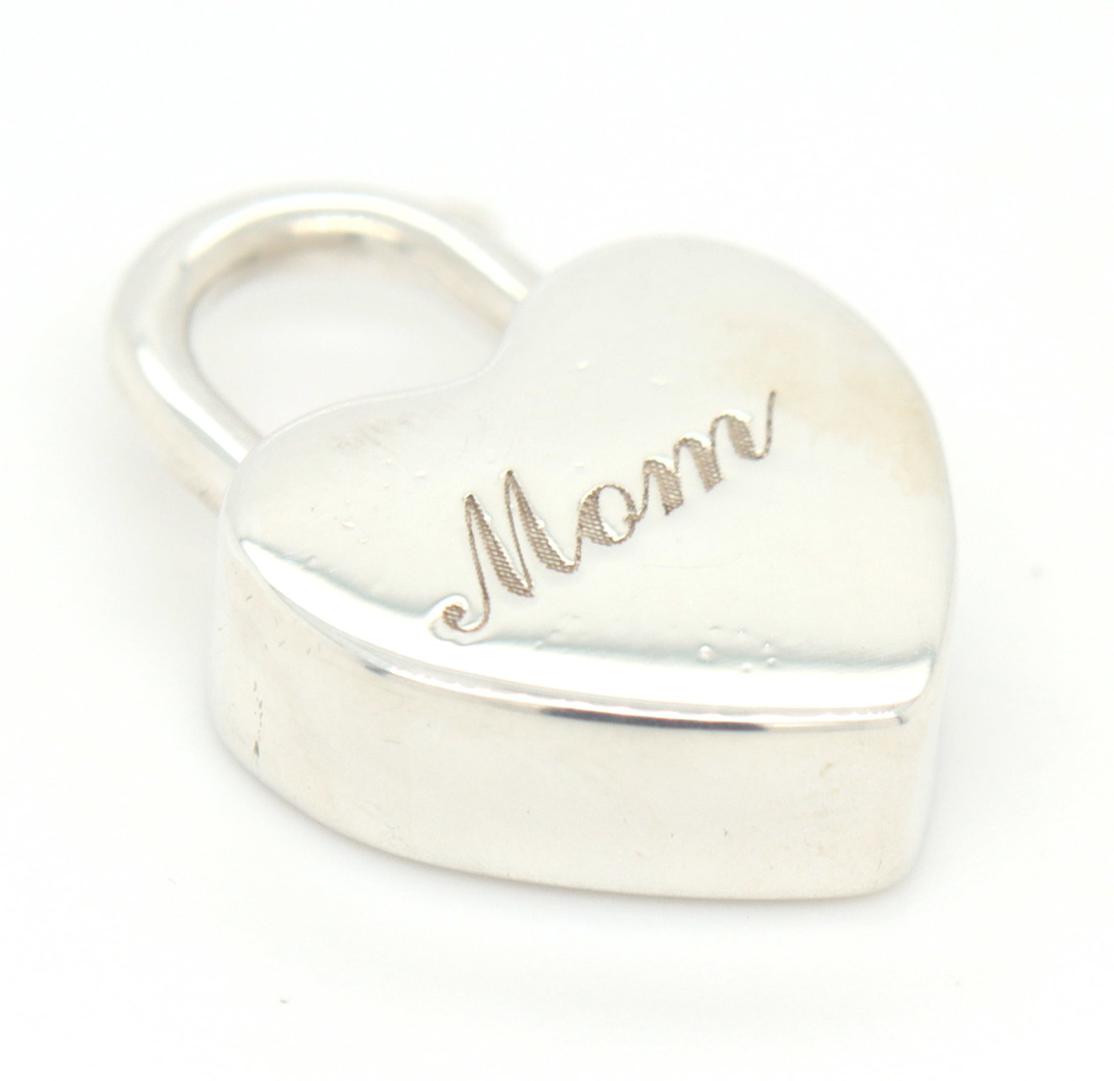 Tiffany & Co Mom charm in 925 sterling silver (1 of 6)