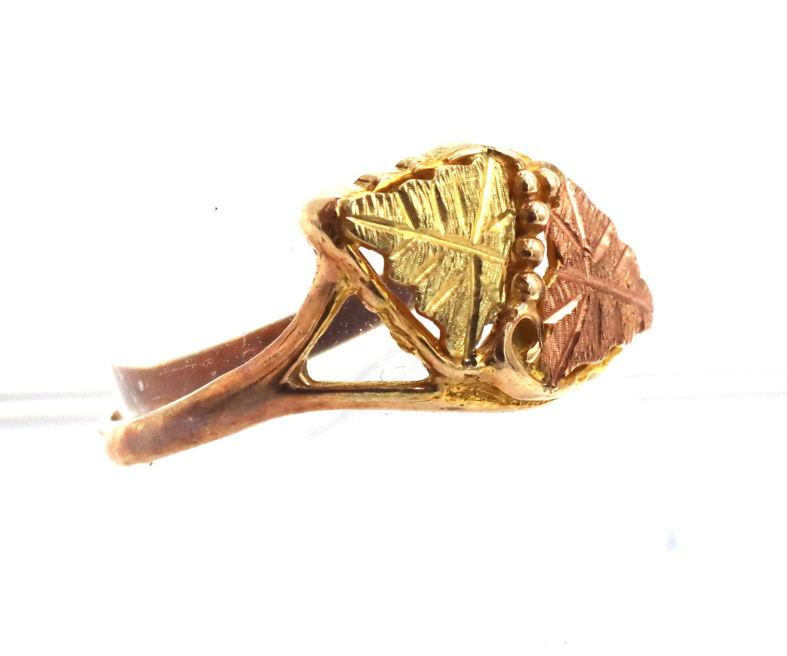 Black hills gold leaf style ring - 3