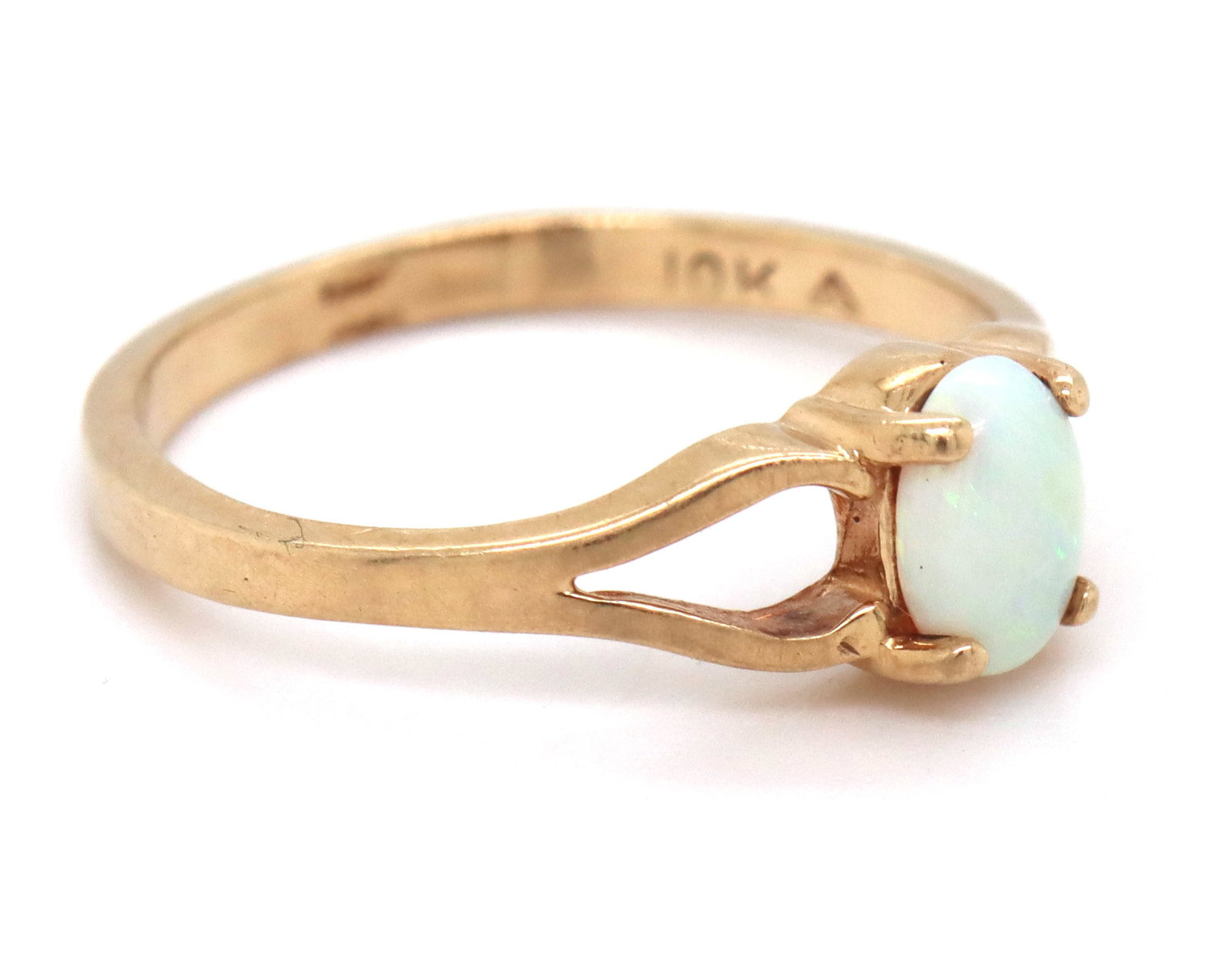 10kt Yellow gold opal ring - 2