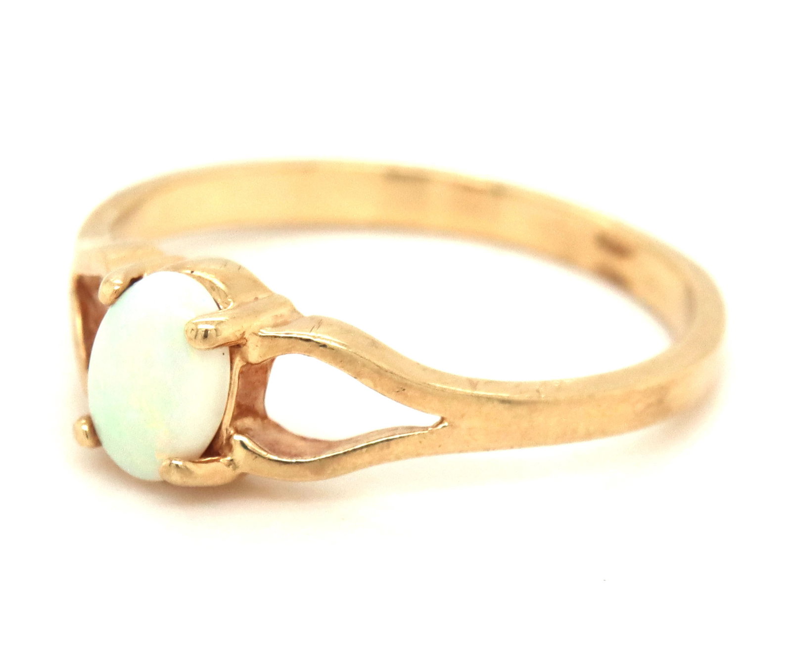 10kt Yellow gold opal ring - 3