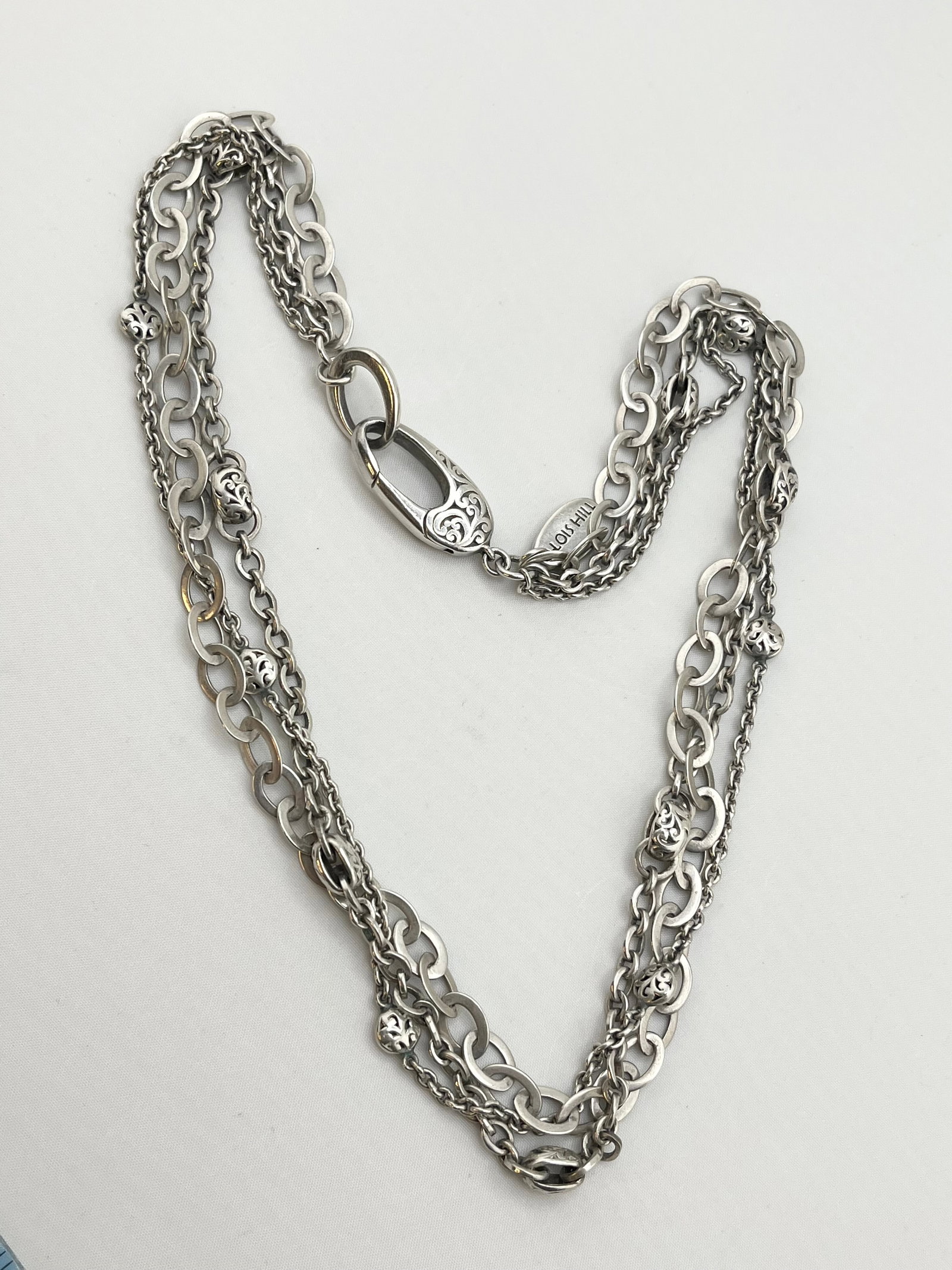 925 Sterling Silver Vintage Rare Lois Hill Multi Strands Chain Style Necklace: 925 Sterling Silver Vintage Rare " Lois Hill " Multi-Strand Ornate Design With Different Chain Styles With Engraved Details Carabiner Clasp, collectible piece. 57 grams. 20 inch