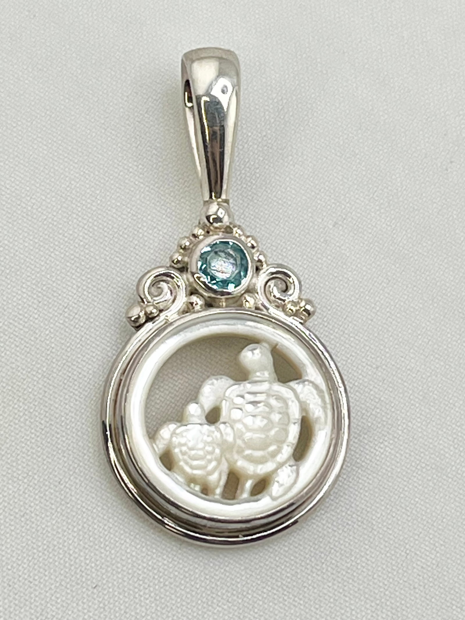 Sajen 925 Sterling Silver Mother Of Pearl Turquoise Turtle Pendant (1 of 5)