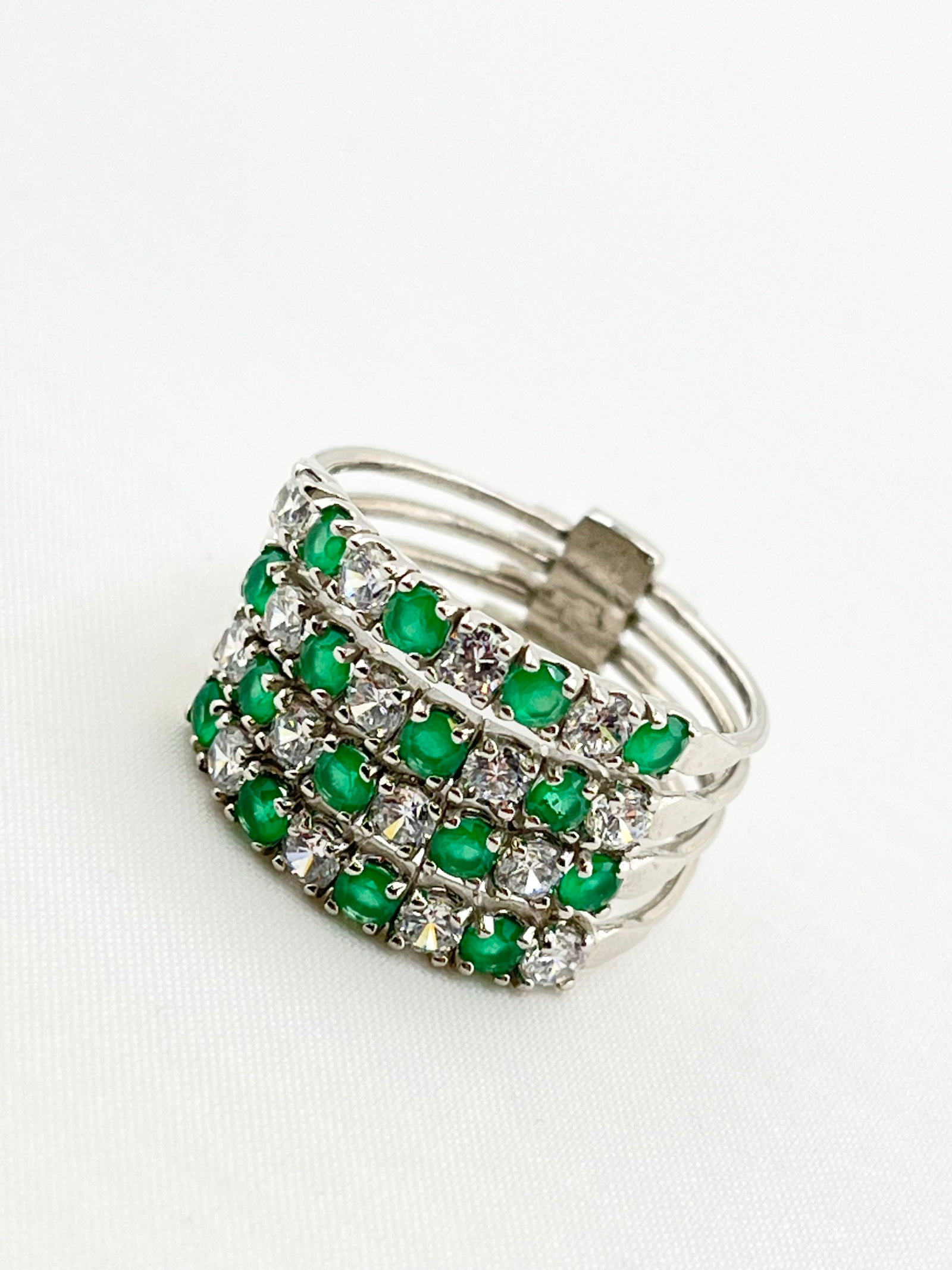 925 Sterling Silver Emerald Color And CZ Attached Row Band Ring (1 of 6)