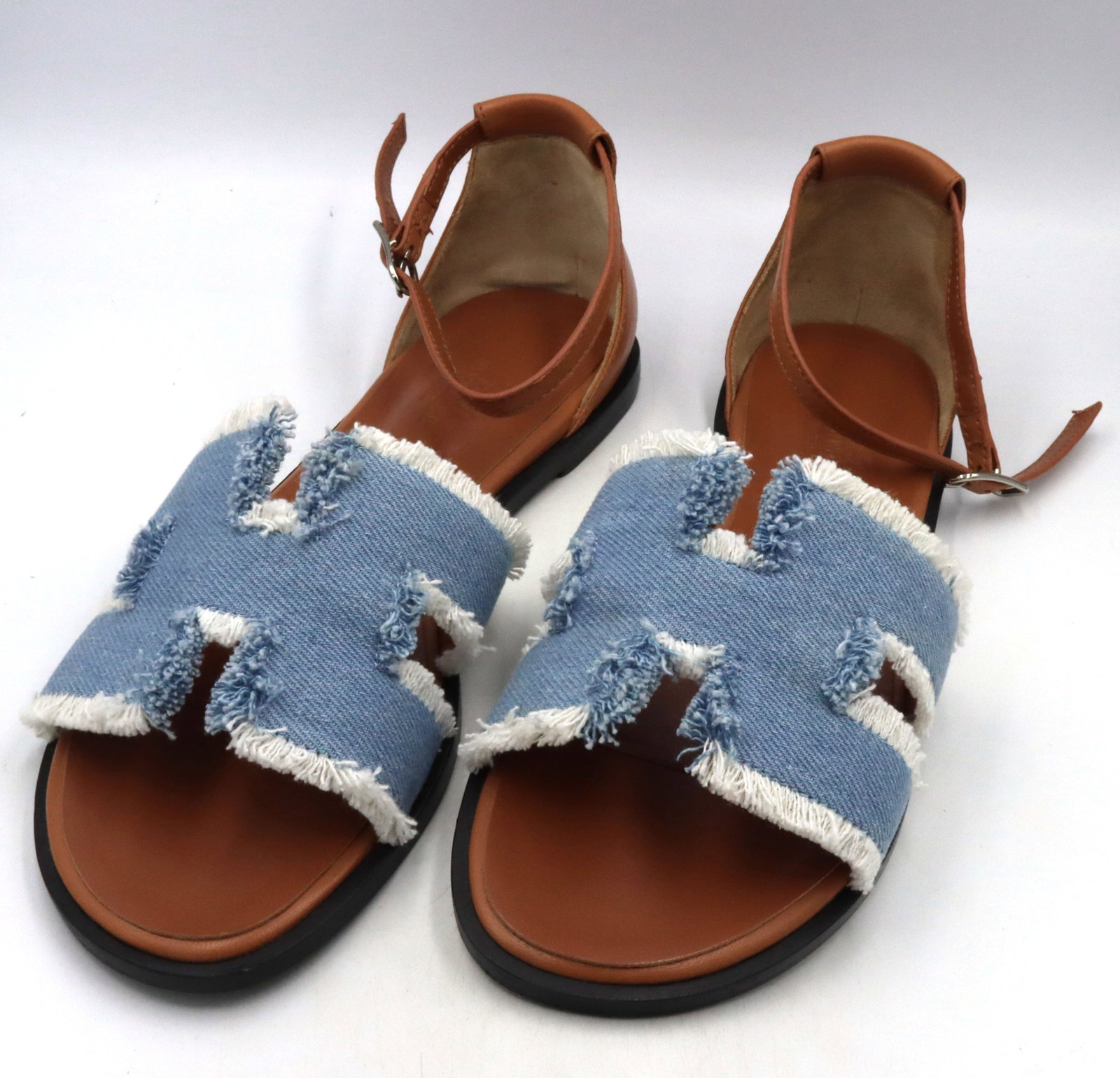 Hermes Santorini sandals in blue denim: Hermes Santorini sandals in blue denim size 37.