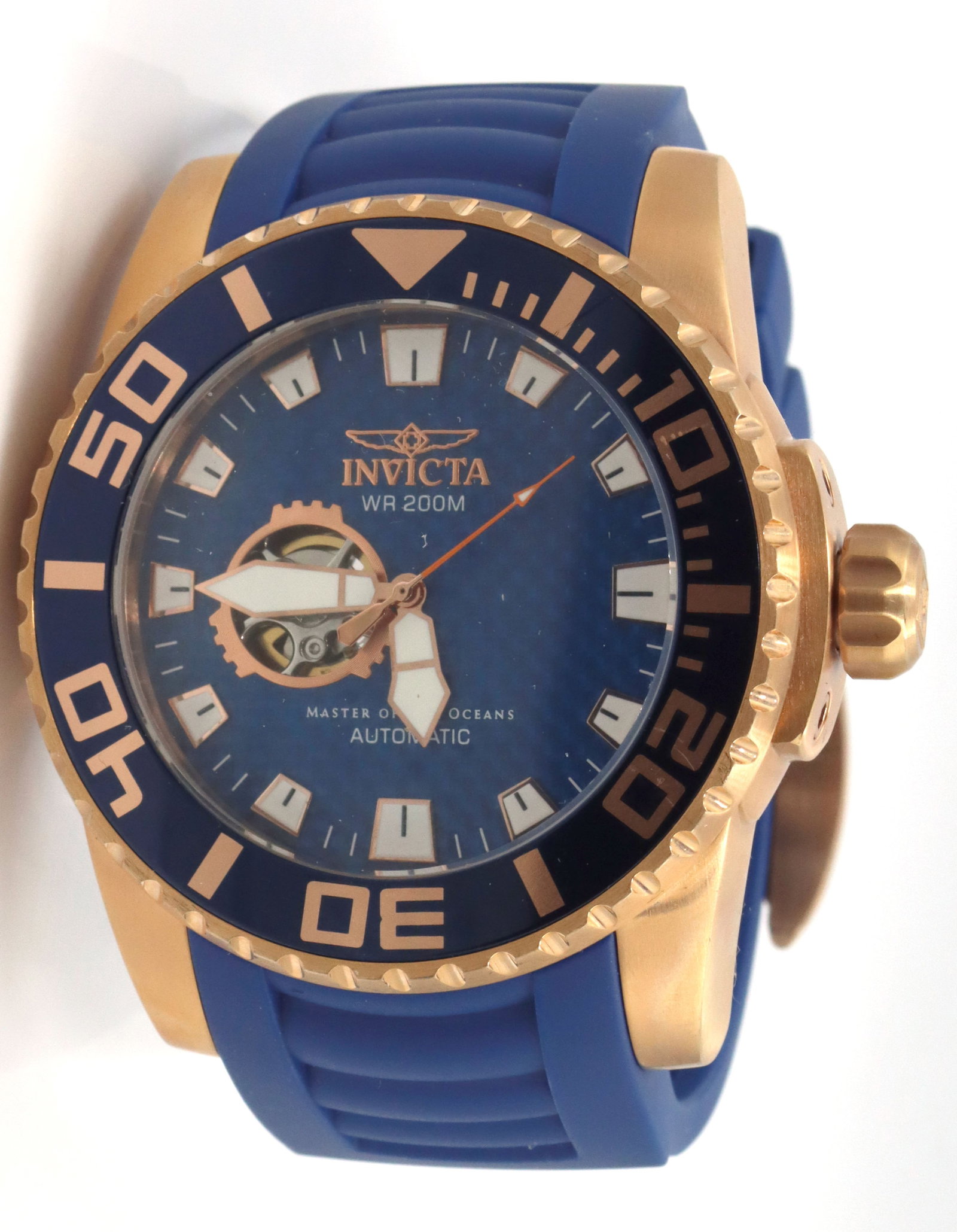 Pro Diver Invicta watch (1 of 8)