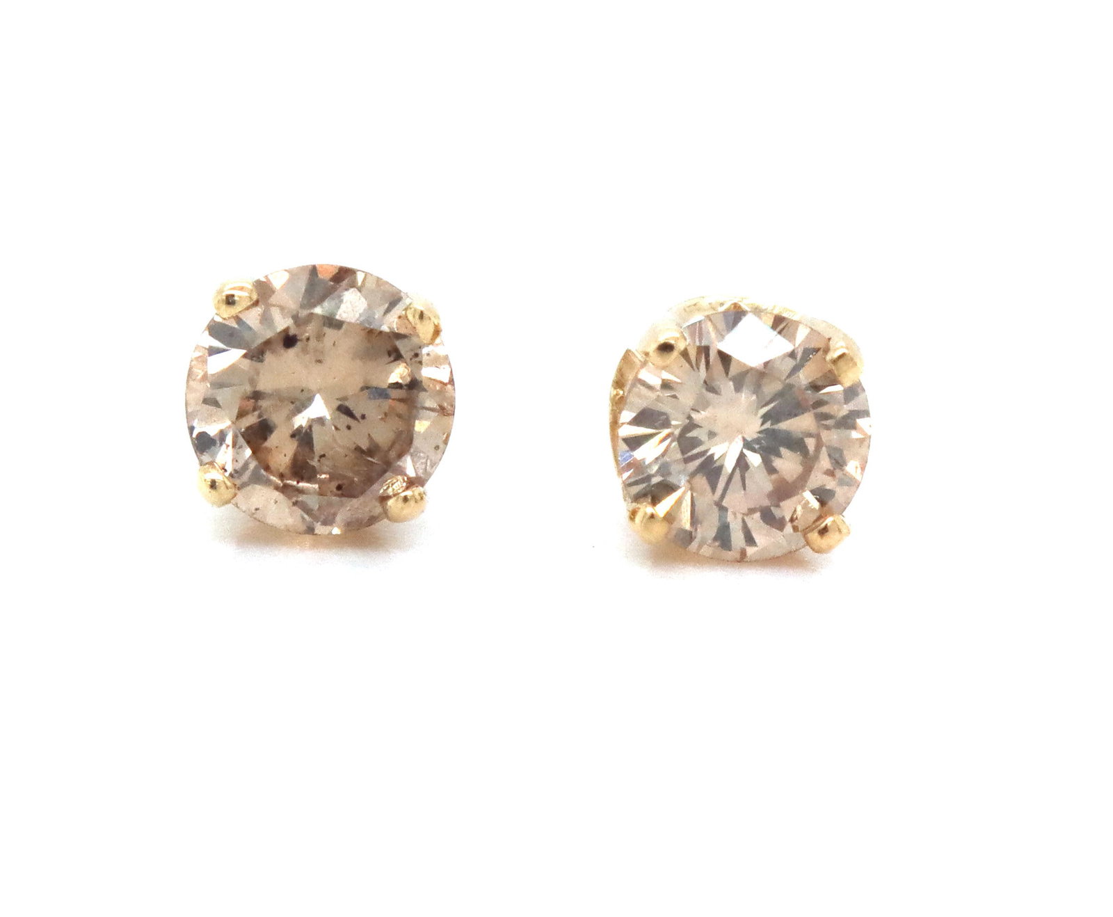 14kt Yellow gold 0.50ctw top light brown stud earrings (1 of 3)