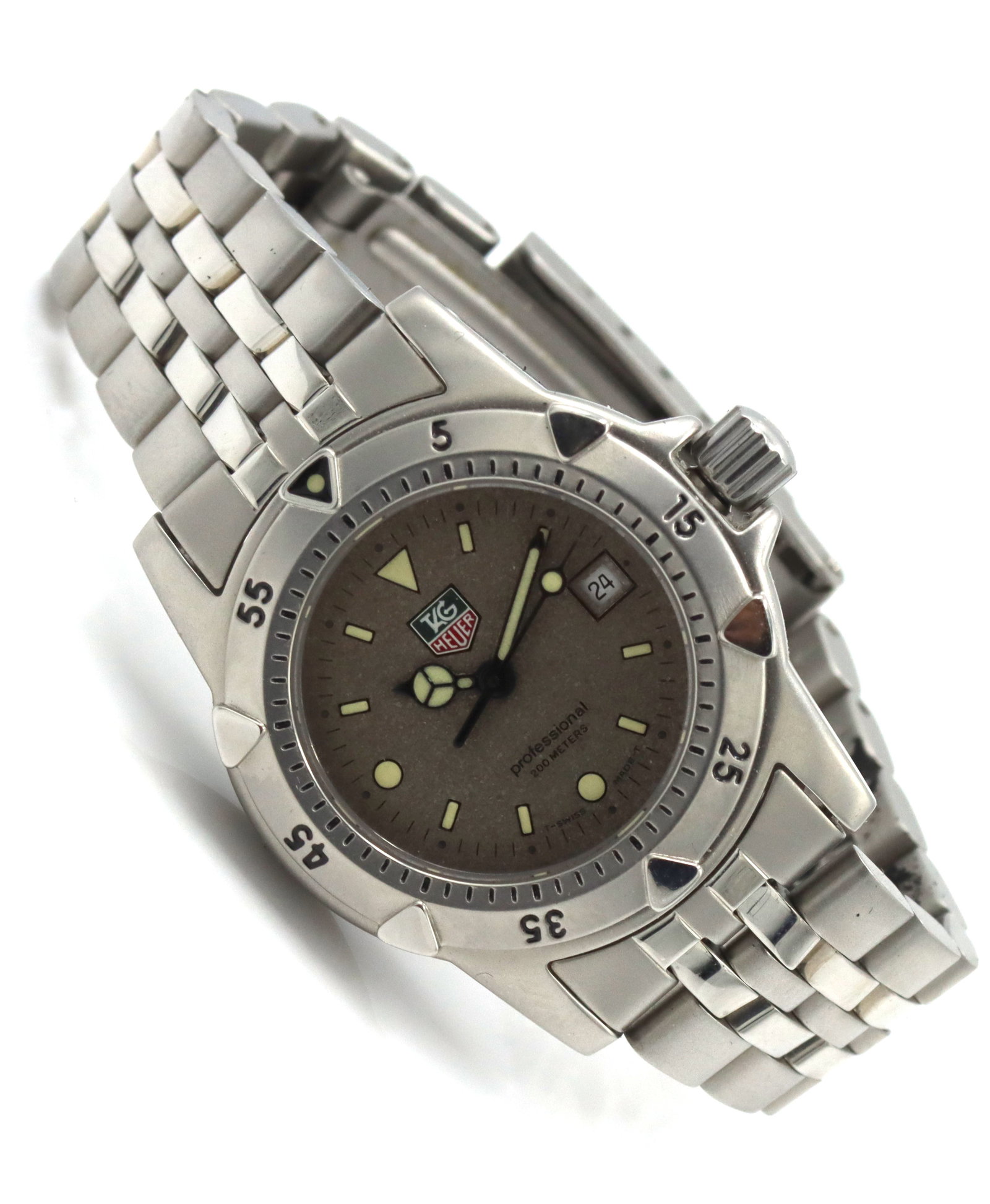 Vintage Tag Heuer quartz 39mm watch (1 of 7)