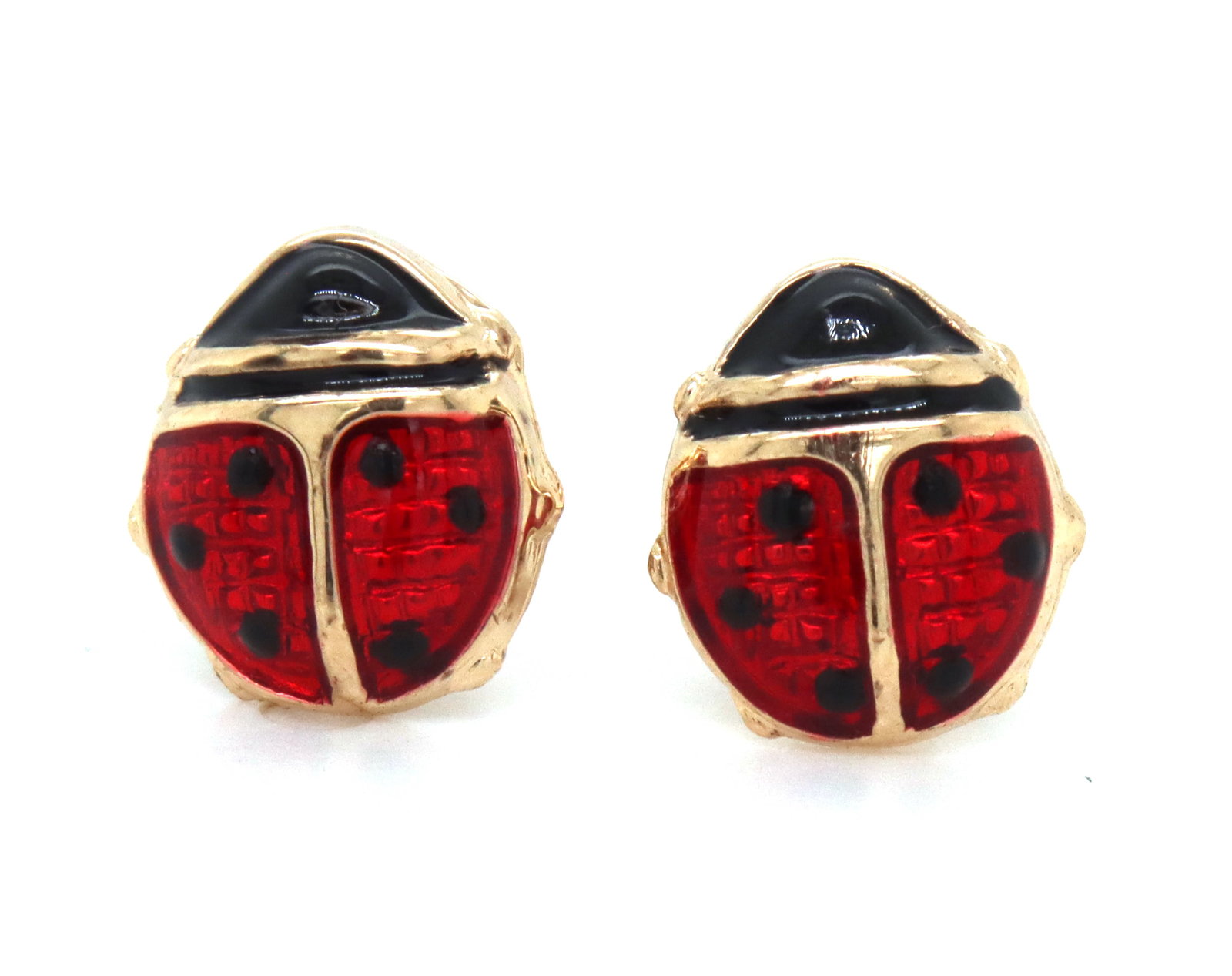 14kt Yellow gold Lady bug stud earrings: 14kt Yellow gold Lady bug stud earrings. The total weight of the earrings is 0.65 grams.