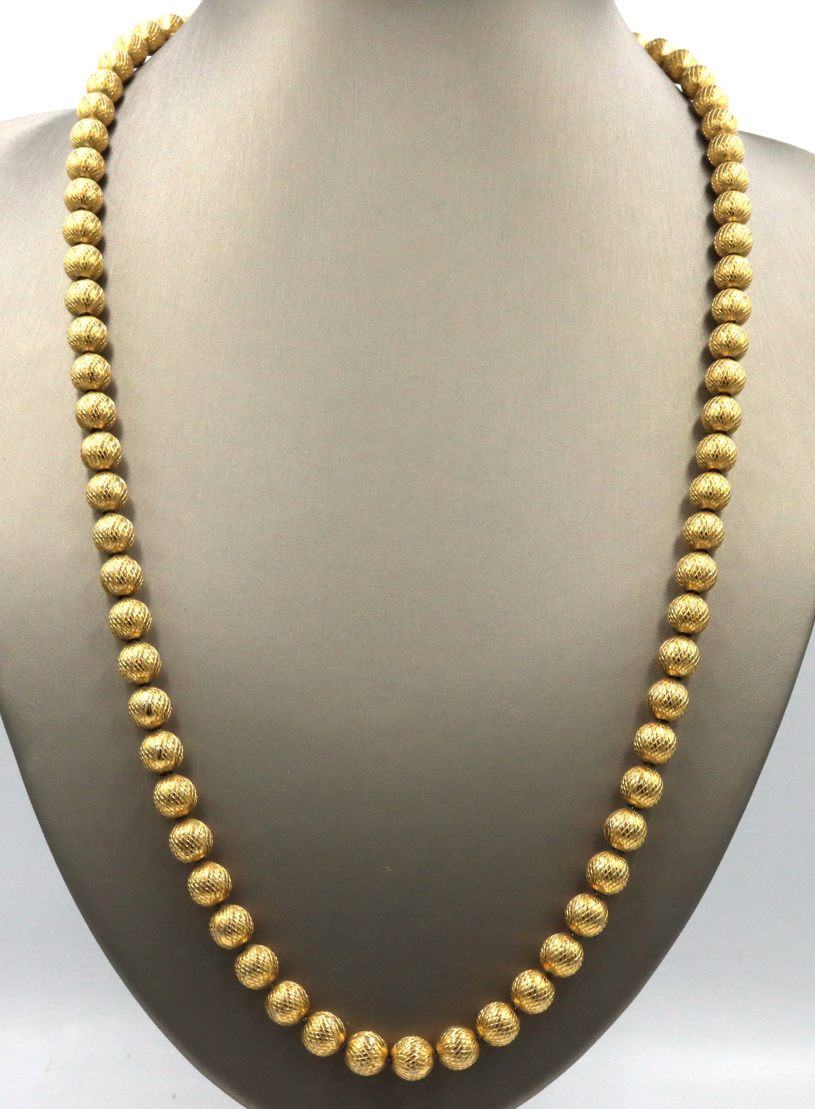 Gold plated beaded necklace (1 of 5)