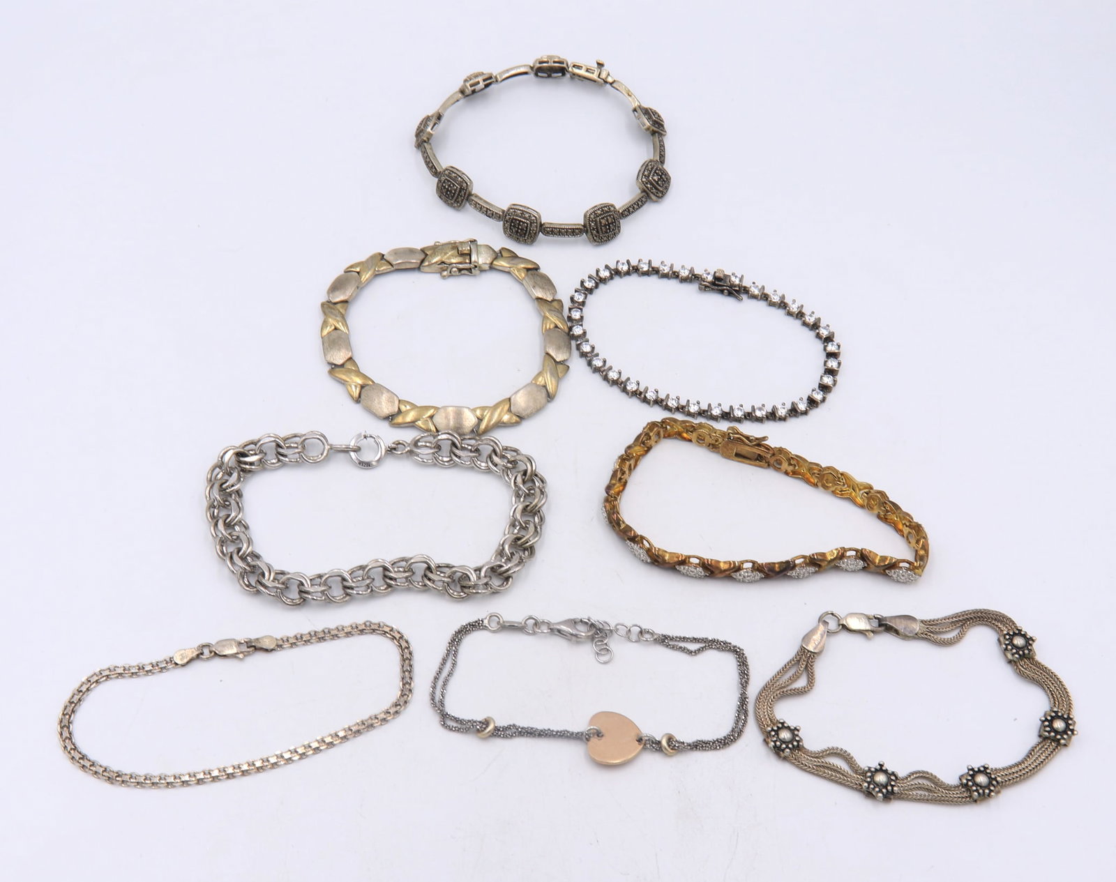 Group Lot of 8 Vintage 925 Sterling Silver Bracelets (1 of 17)