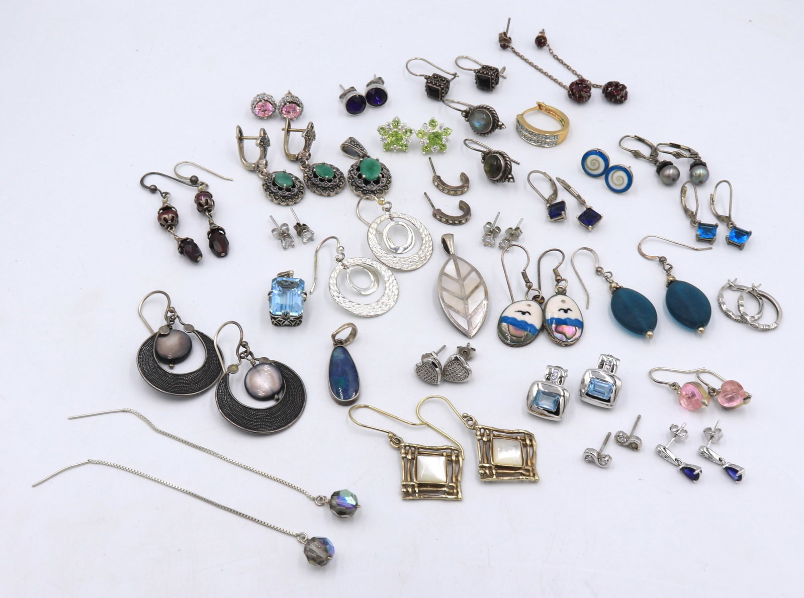 Group lot of vintage 925 sterling silver earrings (1 of 9)