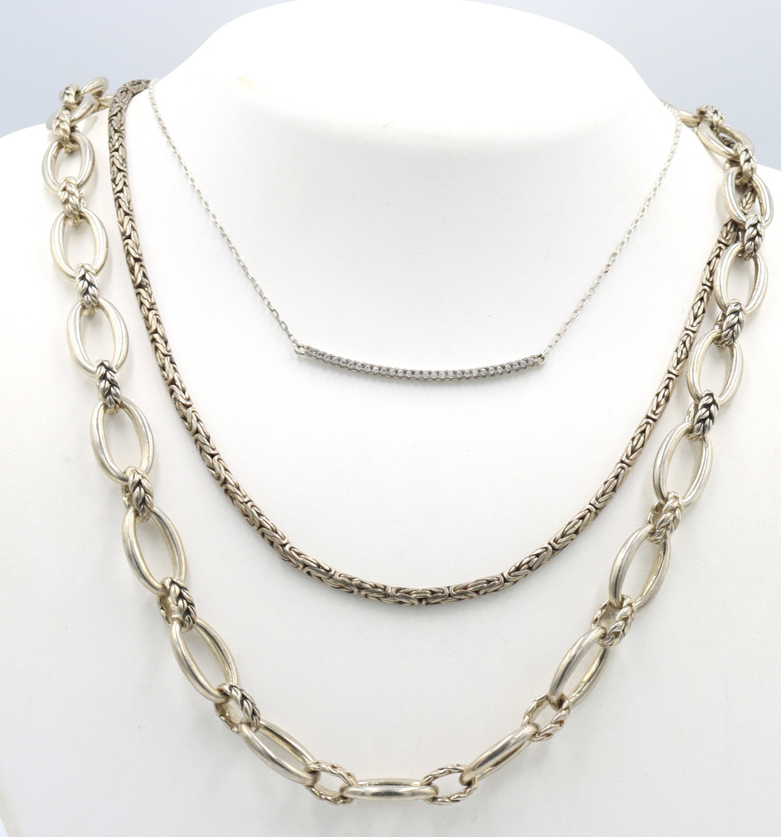 Group lot of 3 Vintage 925 sterling silver necklaces (1 of 7)
