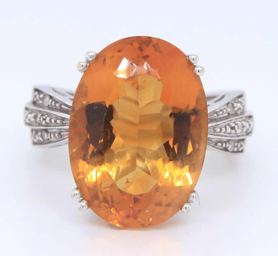 10K White Gold large Oval Cirtrine Ring (1 of 8)