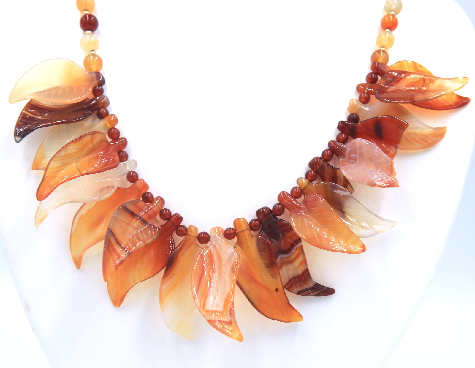 Amber leaf charm necklace - 3